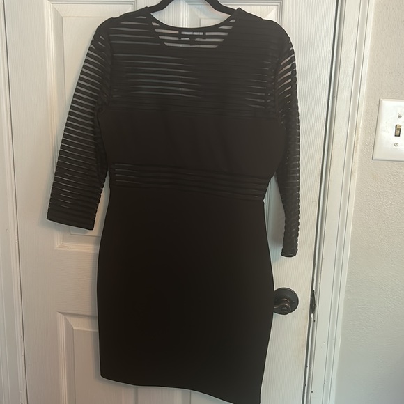 lulu’s LBD - Picture 3 of 3